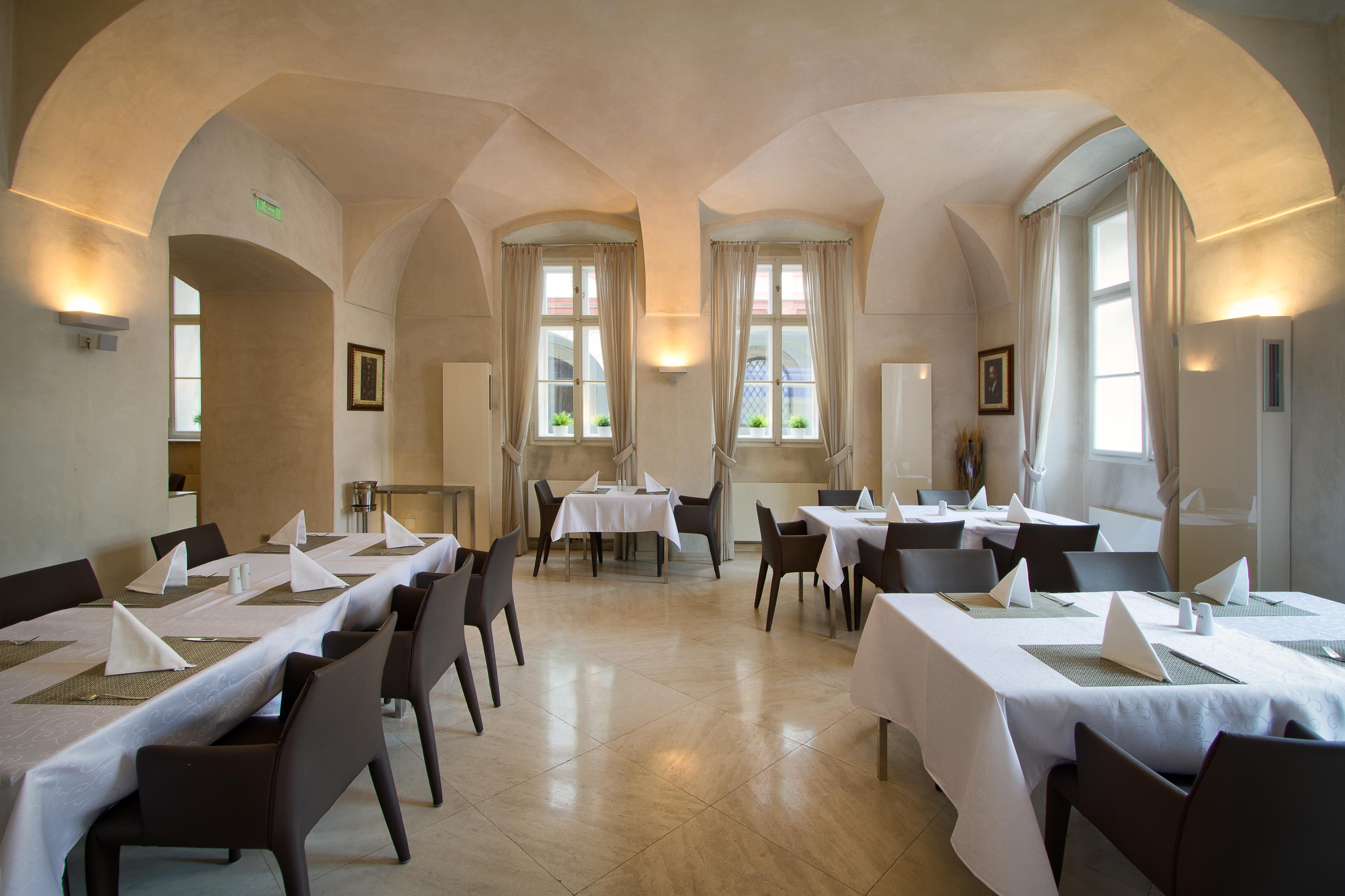 Three Storks Hotel Prague Exterior photo Restaurant