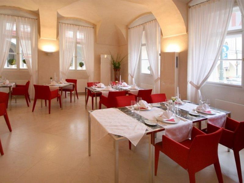 Three Storks Hotel Prague Exterior photo Restaurant